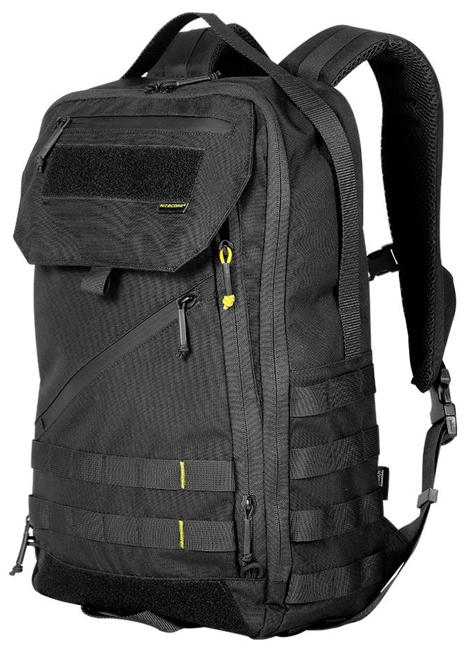 Schwarzer Rucksack mit gepolsterten Schultergurten, mehreren Reißverschlussfächern und vorderer MOLLE-Webbing-Ausstattung auf weißem Hintergrund.