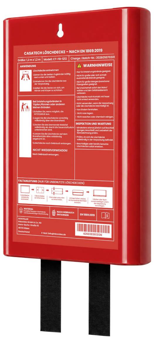 Roter tragbarer Feuerlöscher-Schrank mit deutschen Anleitungs- und Warnaufklebern, zur Wandmontage vorgesehen, Vorderansicht mit zwei schwarzen Befestigungswinkeln.