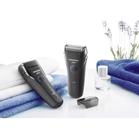 Grundig MS6240 Folienrasierer Schwarz, Blau Grundig MS6240 Folienrasierer Schwarz, Blau