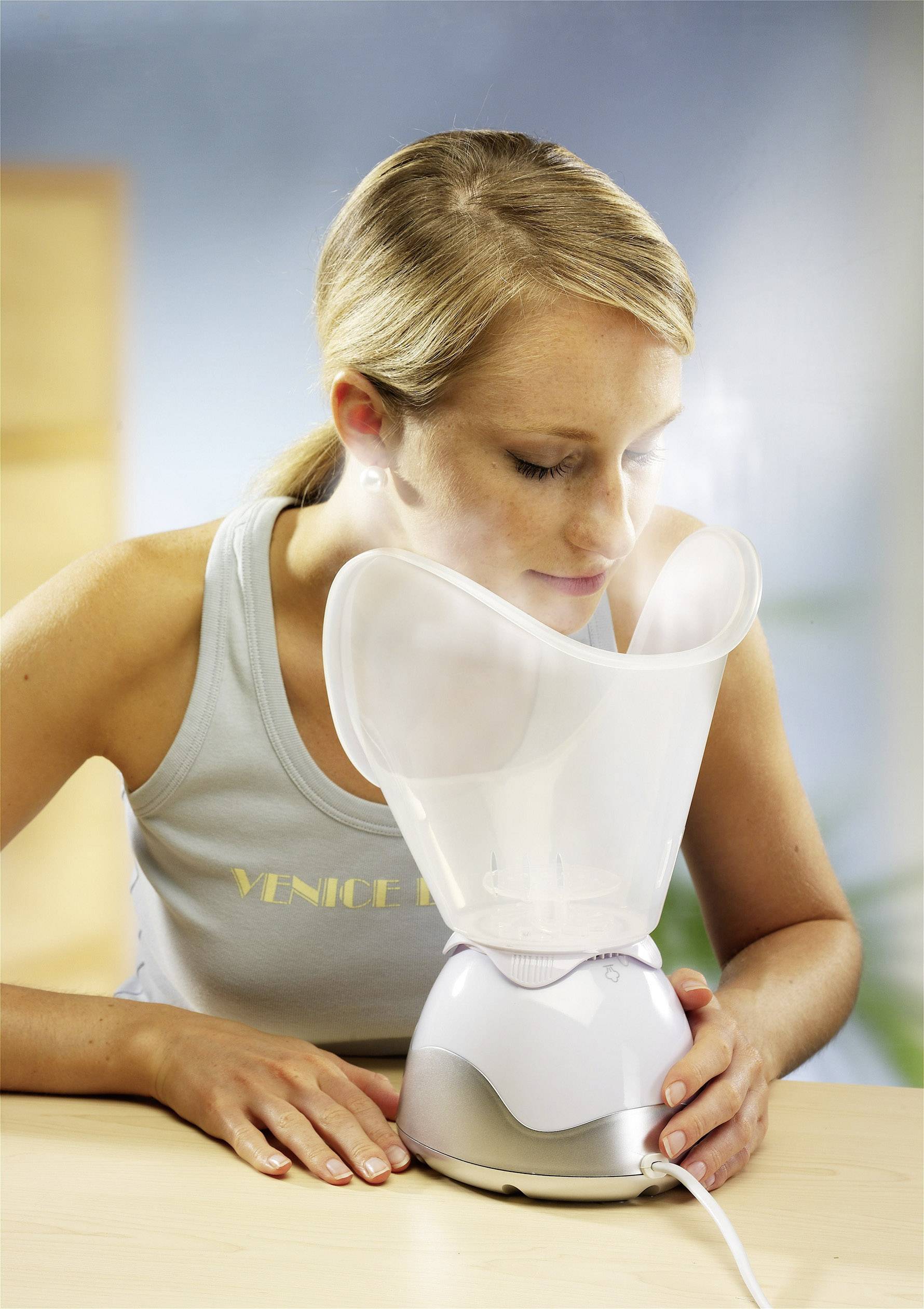 Grundig FS4820 Gesichtssauna