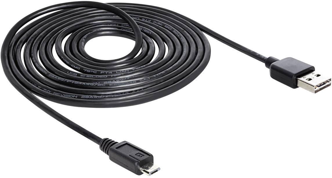Schwarzes USB-Kabel mit USB-A-Anschluss auf einer Seite und Micro-USB-Anschluss auf der anderen, aufgerollt auf weißem Hintergrund.