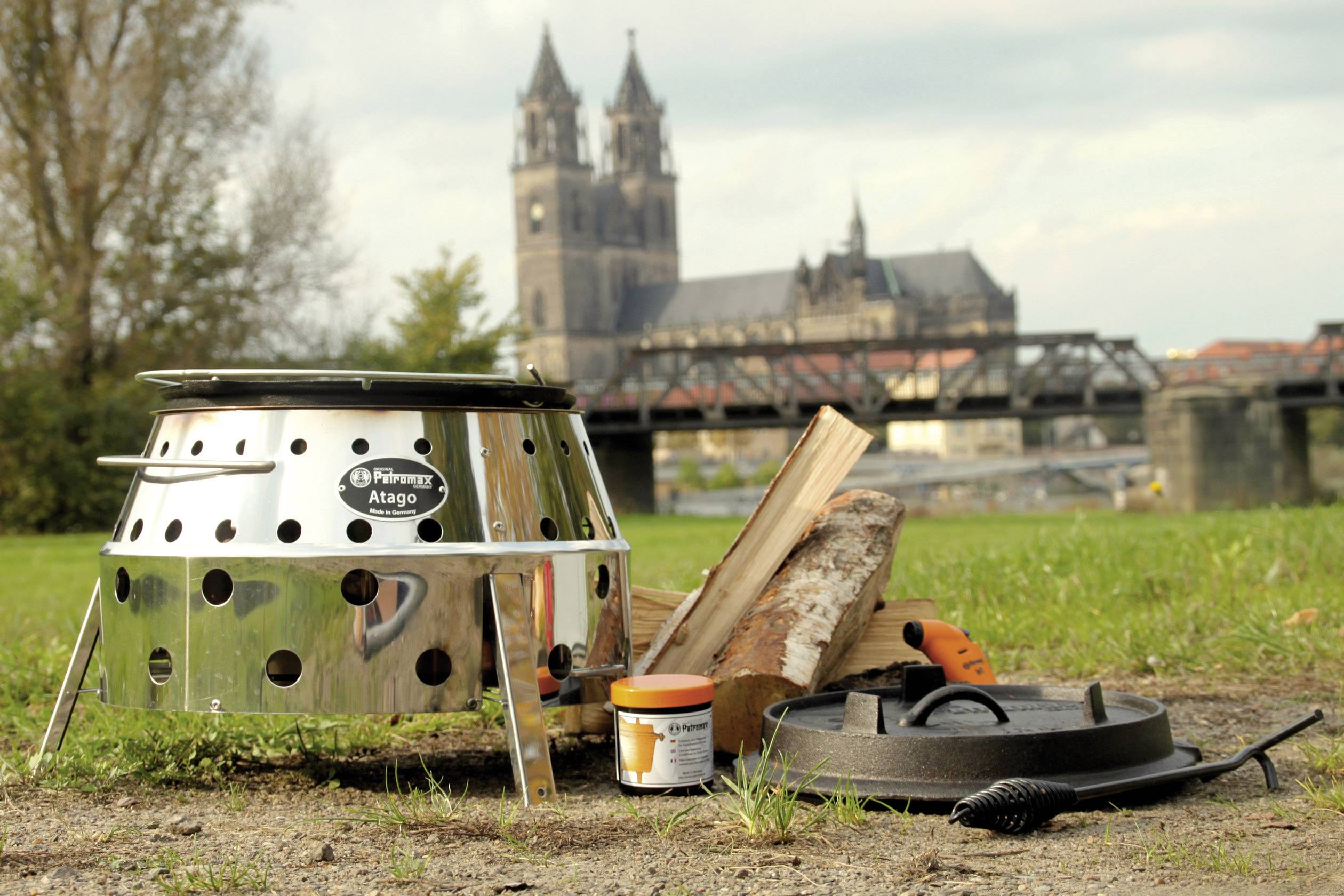 Petromax Atago Grill, Ofen, Feuerschale Grillrost Holzkohle-Grill klappbar Grill-Fläche (Durchmesser)=420 mm Edelstahl