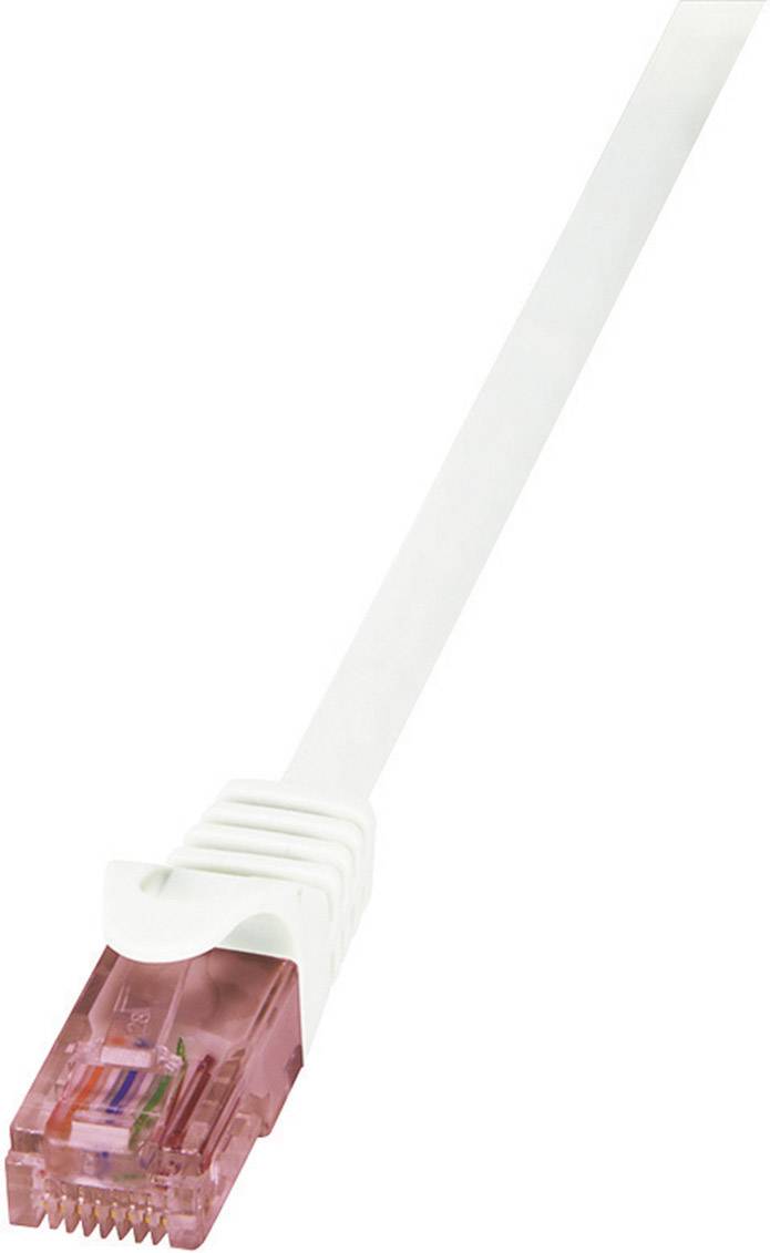 Ein weißes Netzwerkkabel mit einem rosa RJ45-Stecker zeigt nach rechts. Es wird häufig für Internetverbindungen verwendet.