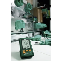 Extech SD700 SD700 Multi-Datenlogger Messgröße Temperatur, Luftdruck, Luftfeuchtigkeit 0 bis +50°C 10 bis 90% rF 10 - 1100hPa Extech SD700 SD700 Multi-Datenlogger Messgröße Temperatur, Luftdruck, Luftfeuchtigkeit 0 bis +50°C 10 bis 90% rF 10 - 1100hPa