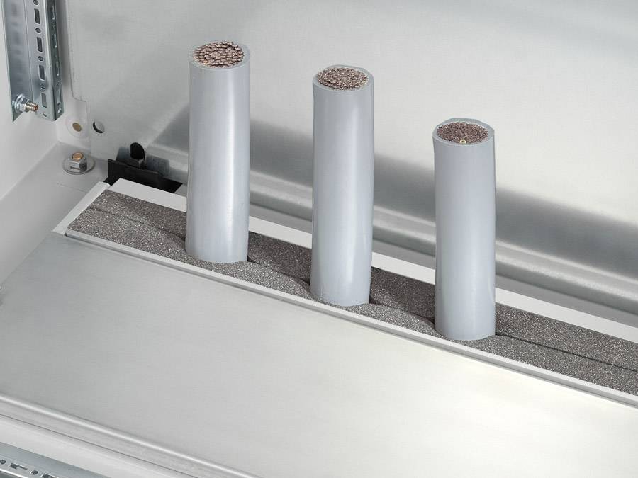 Rittal TS 8802.105 Kabeleinführungsleiste Aluminium 4 St.