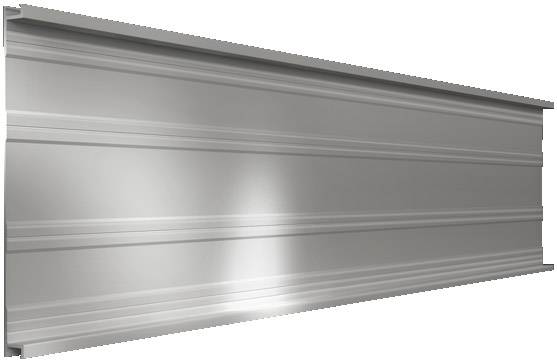 Metallisches Seitenverkleidungselement mit horizontalen Linien, geeignet für Fassaden oder Verkleidungen in industriellem Design.