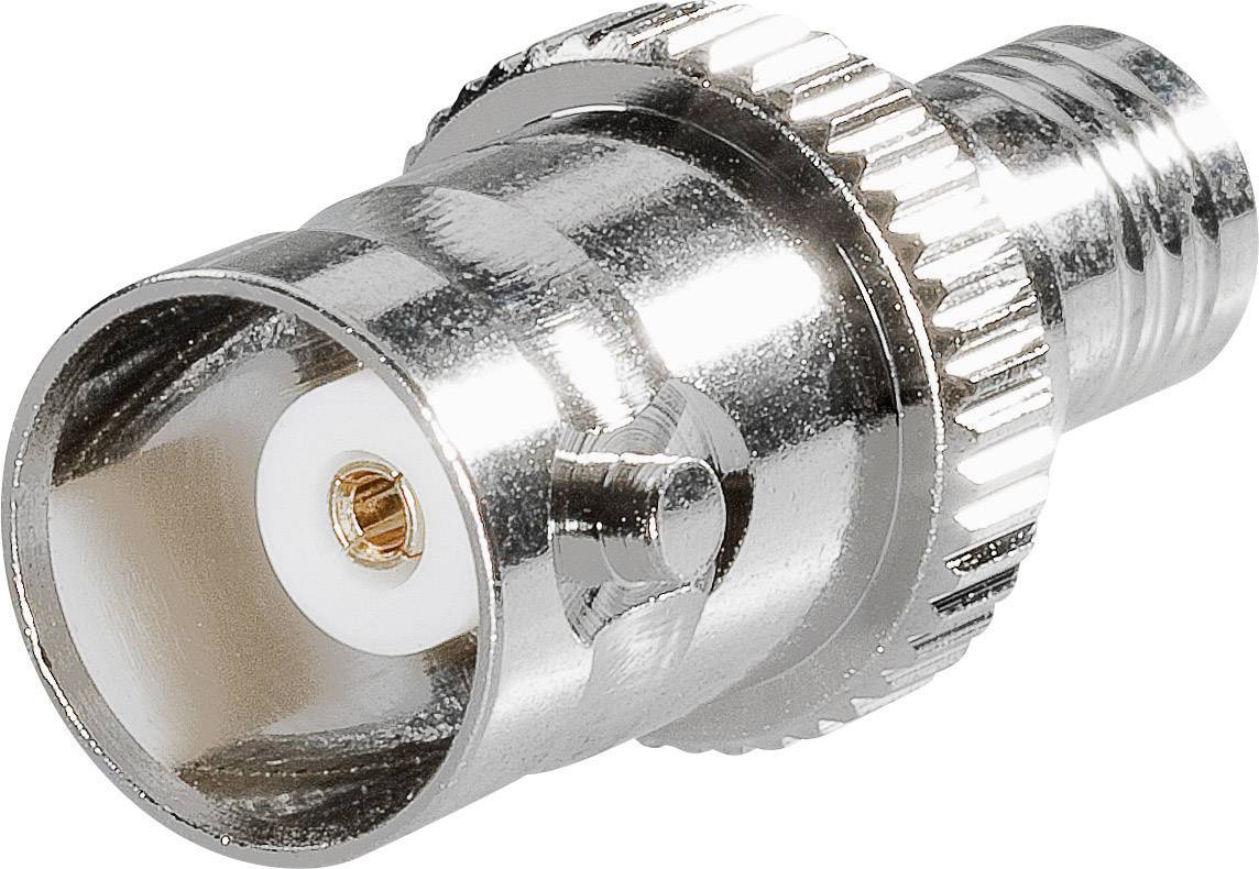 Ein silberner BNC-Stecker, typisch für die Verbindung von Koaxialkabeln in der Elektronik und Telekommunikation.