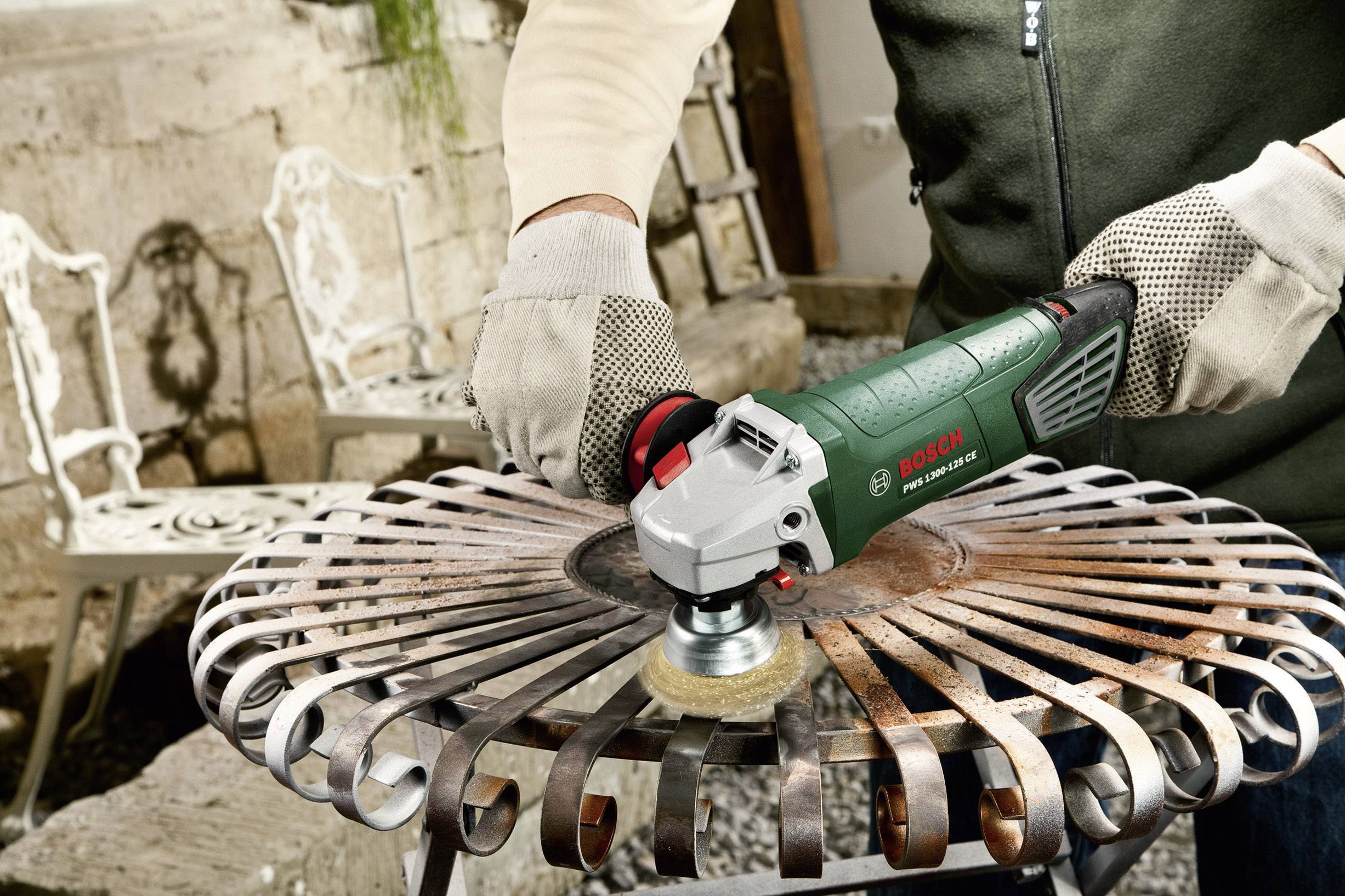 Bosch Home and Garden PWS 1000-125 CE 06033A2800 Winkelschleifer 125 mm inkl. Koffer 1010 W