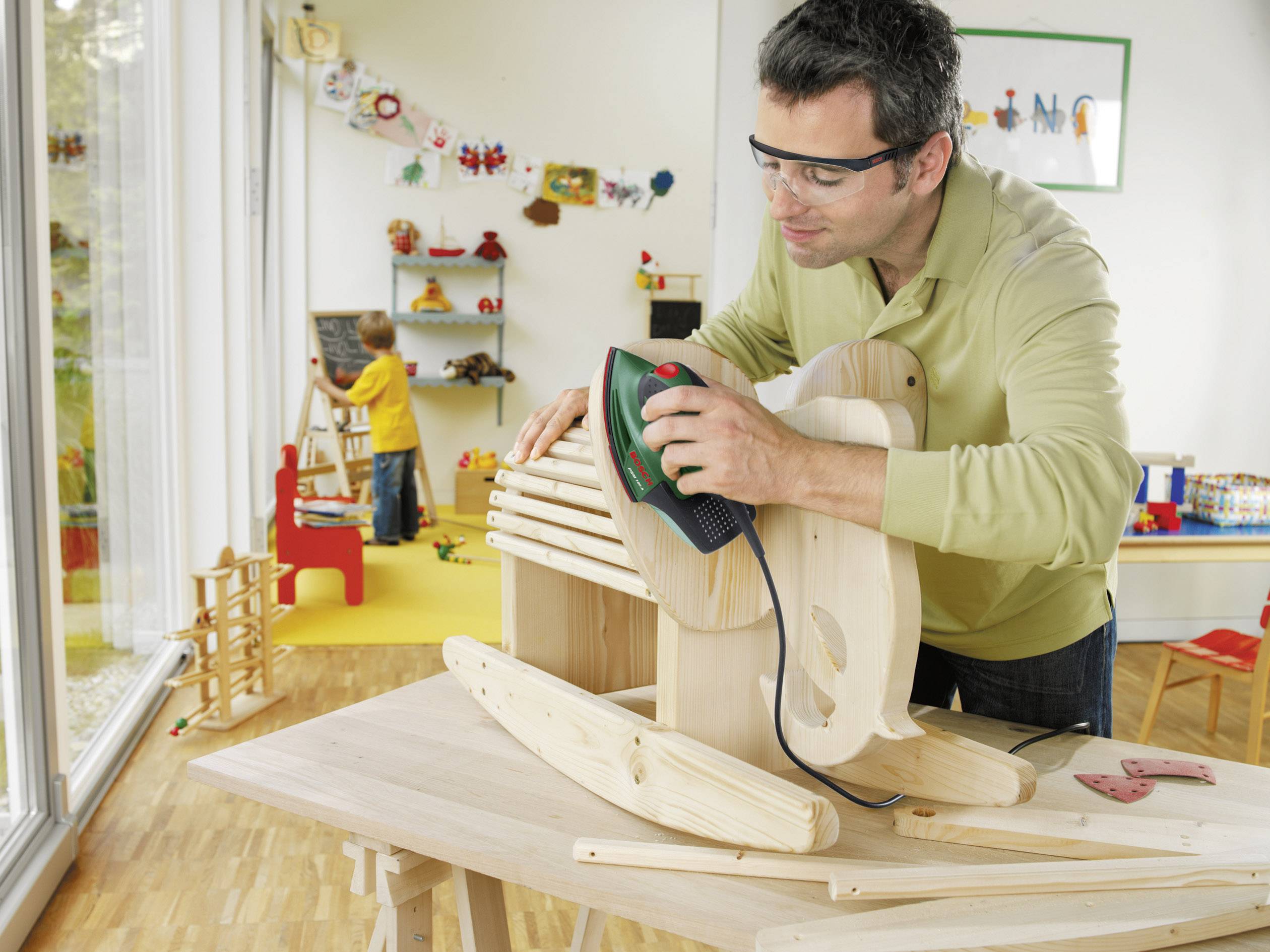 Bosch Home and Garden PSM 100 A 06033B7000 Multischleifer inkl. Koffer 100 W 93 x 93 x 93 mm, 102 x 62 mm