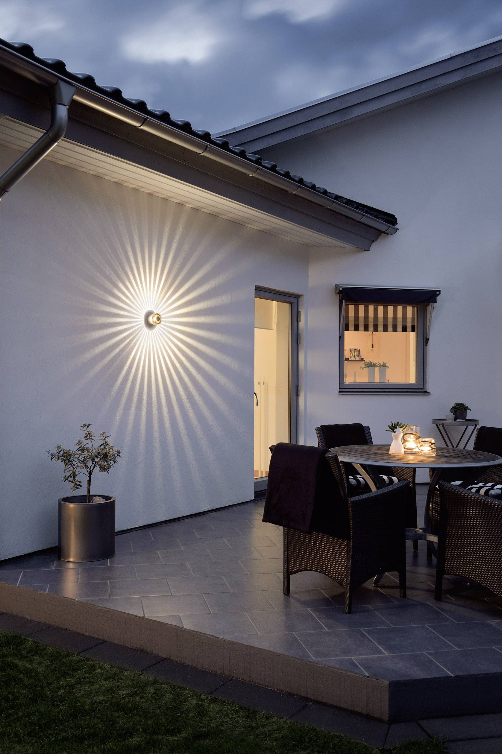 Konstsmide Monza Small 7900-800 LED-Außenwandleuchte EEK: G (A - G) LED LED fest eingebaut 3W Bronze