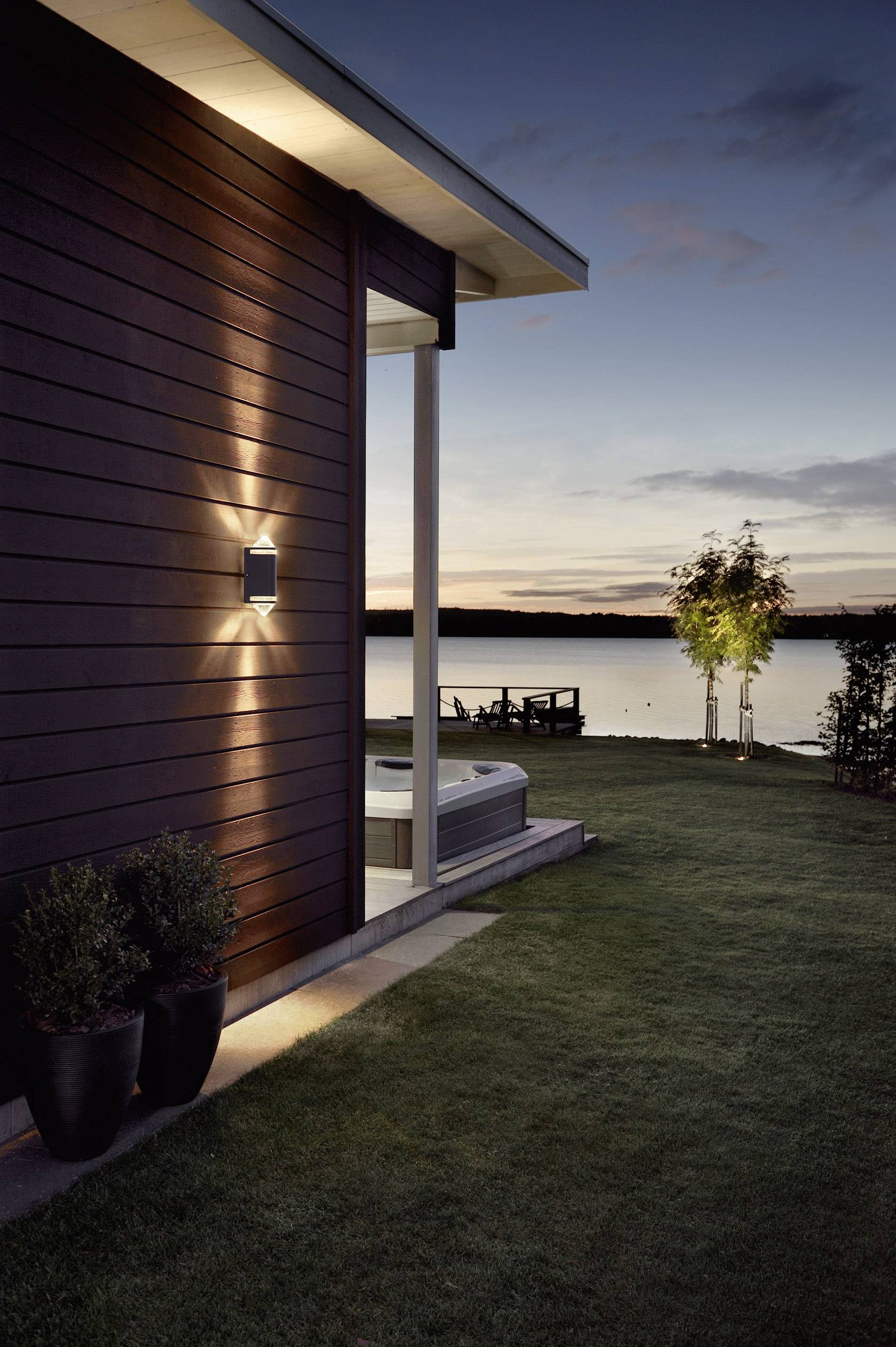 Konstsmide Modena Aites II 7519-750 Außenwandleuchte Halogen GU10 70W Schwarz