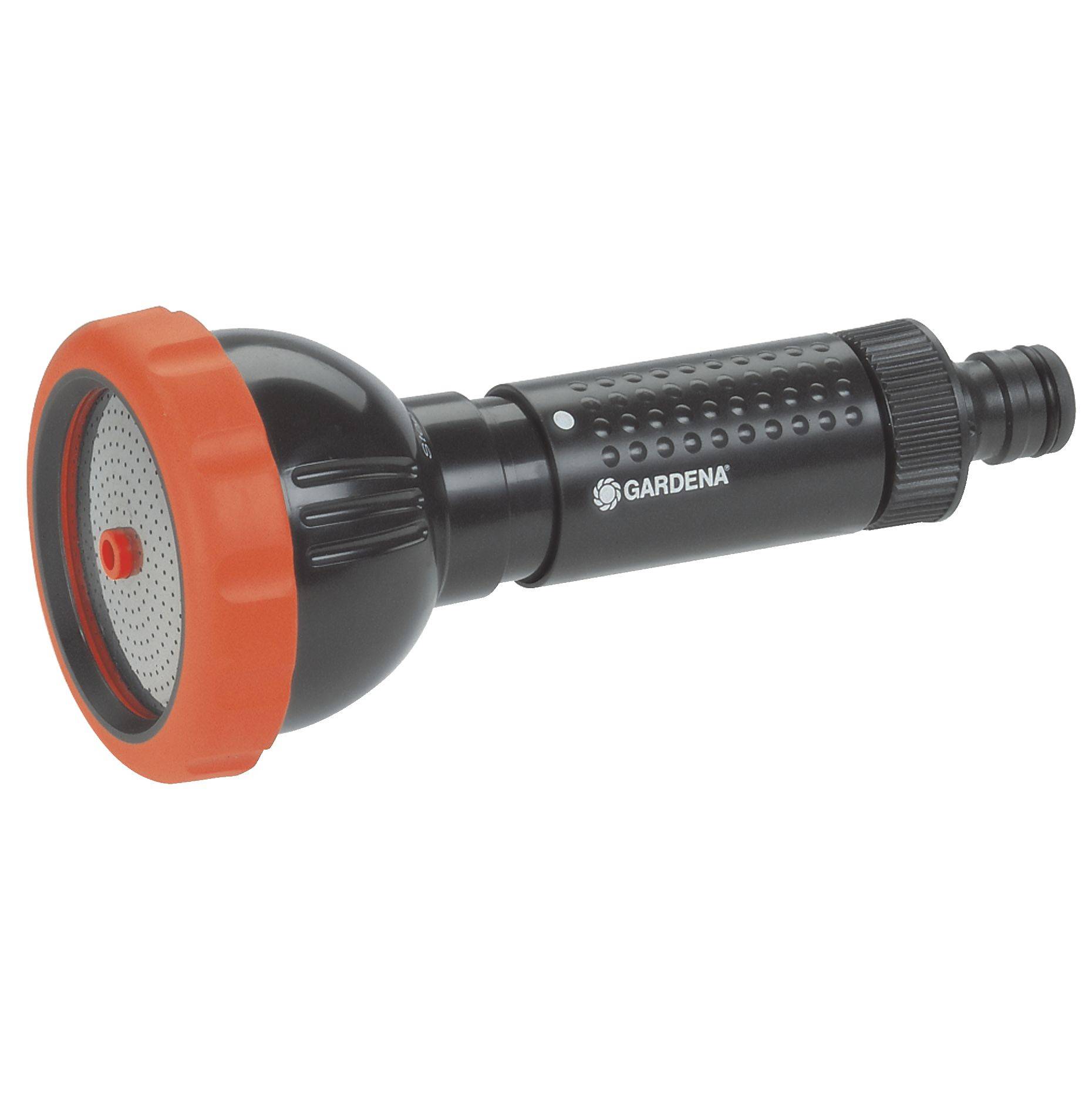 Eine schwarze Bewässerungsbrause mit orangefarbenem Rand und Aufsatz mit Löchern, geeignet für Gartenarbeiten.