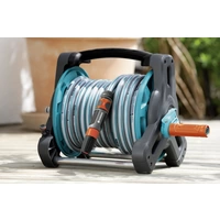 Gardena 08010-20 Classic 10 Set Gartenschlauchtrommel 13mm 10m 1/2 Zoll 1St. Gardena 08010-20 Classic 10 Set Gartenschlauchtrommel 13mm 10m 1/2 Zoll 1St.
