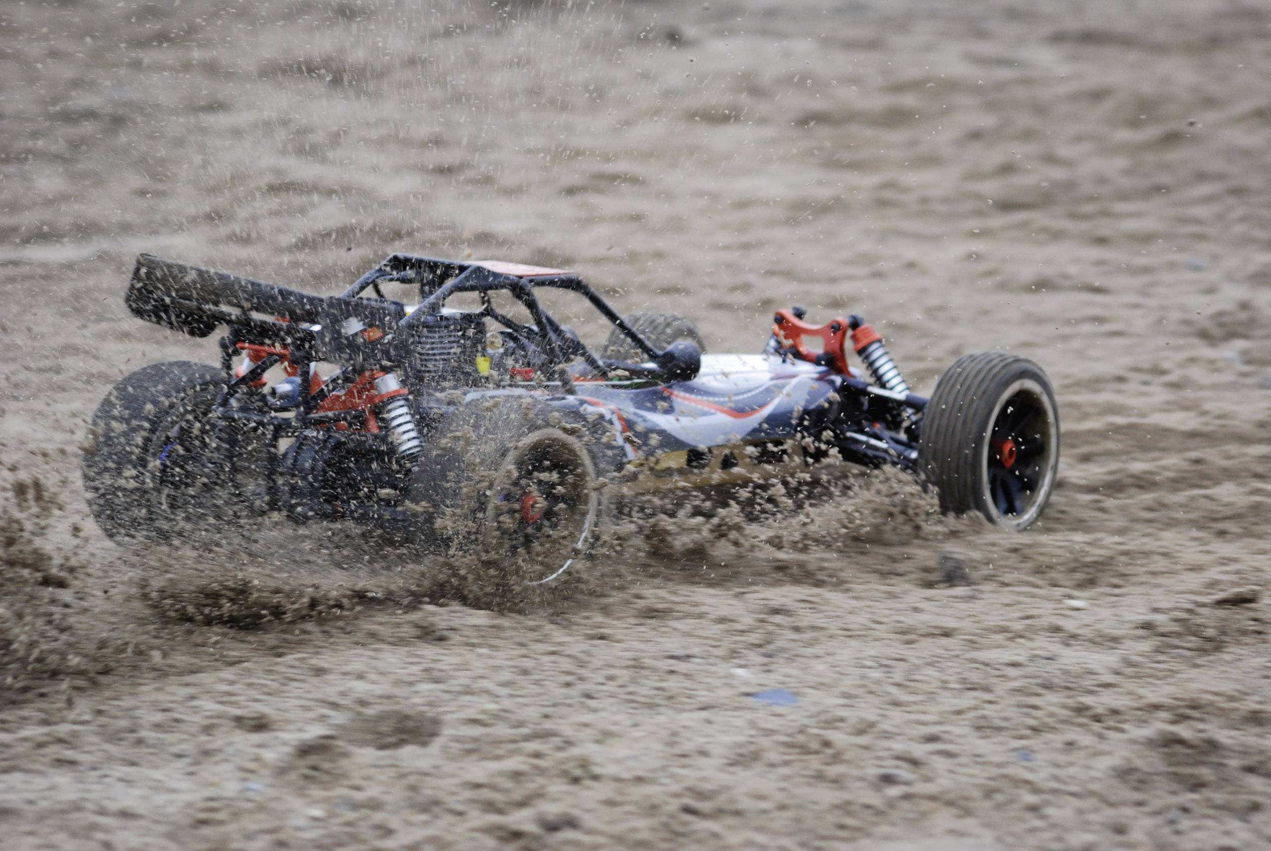 Amewi Pitbull X 1:5 RC Modellauto Benzin Buggy Heckantrieb (2WD) RtR 2,4 GHz