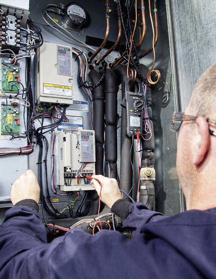 FLIR CM83 Stromzange, Hand-Multimeter digital CAT III 1000 V