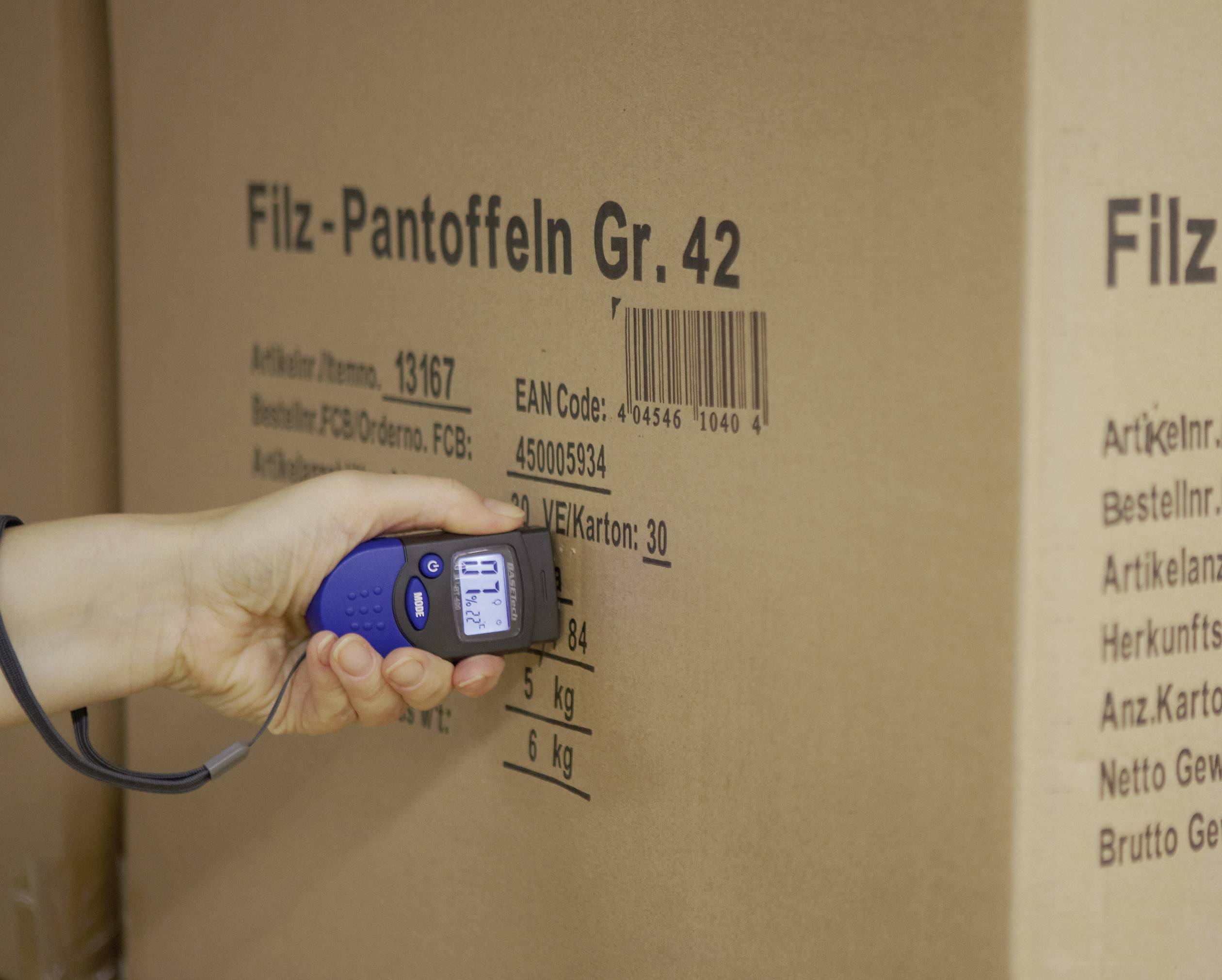 Basetech BT-400 Materialfeuchtemessgerät Messbereich Baufeuchtigkeit (Bereich) 0.2 bis 2.0% vol Messbereich Holzfeuchtigkeit