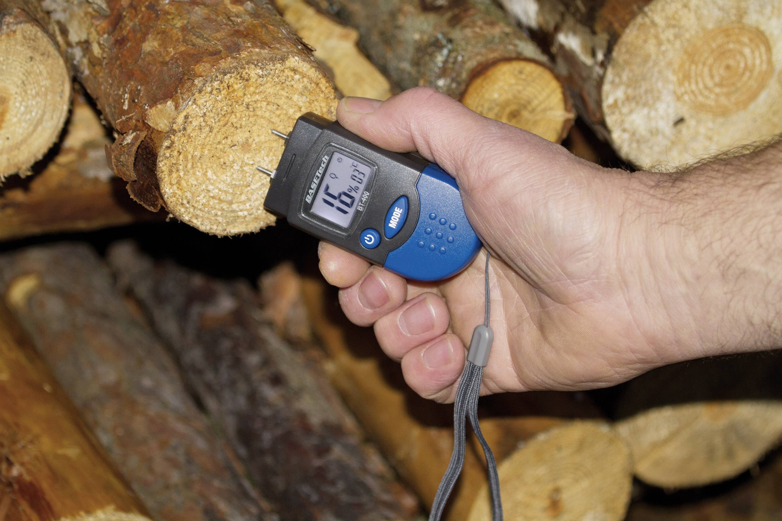 Basetech BT-400 Materialfeuchtemessgerät Messbereich Baufeuchtigkeit (Bereich) 0.2 bis 2.0% vol Messbereich Holzfeuchtigkeit