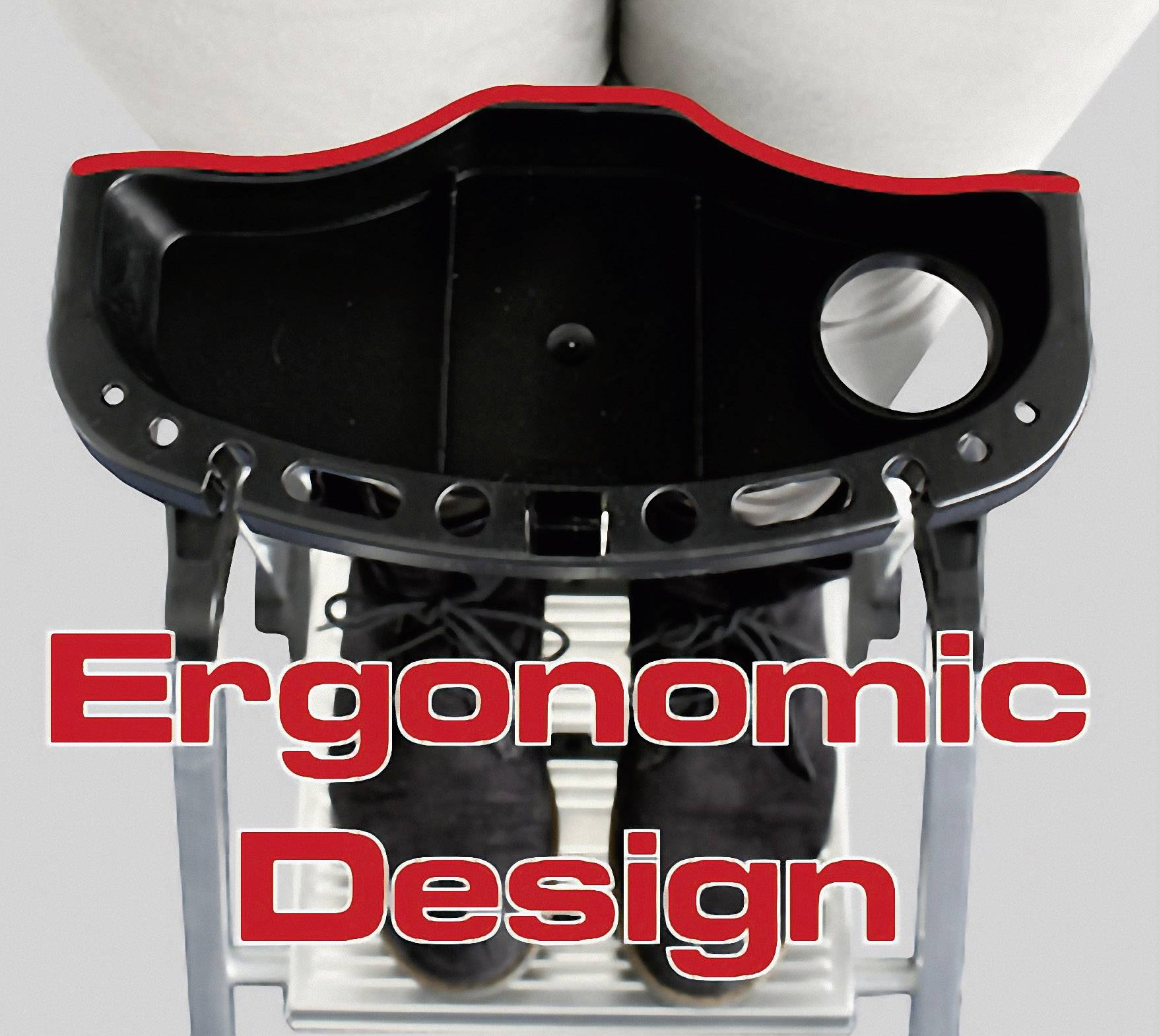 Eine Person steht auf einer Leiter mit einer Plattform, die das ergonomische Design hervorhebt. Text: 'Ergonomic Design'.