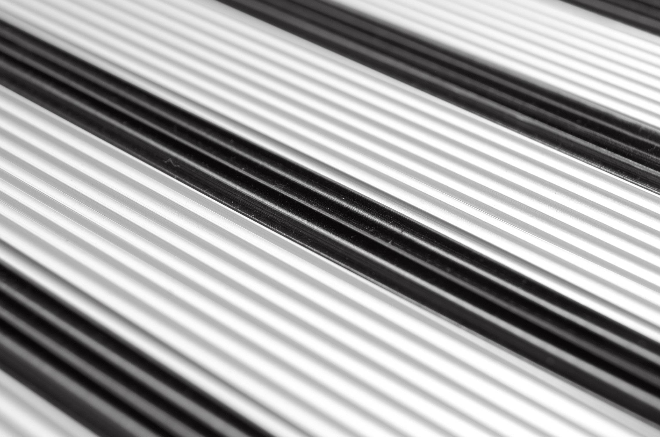 Wenko Alu-Design Klapptrittleiter 4-stufig, Haushaltsleiter 601013800