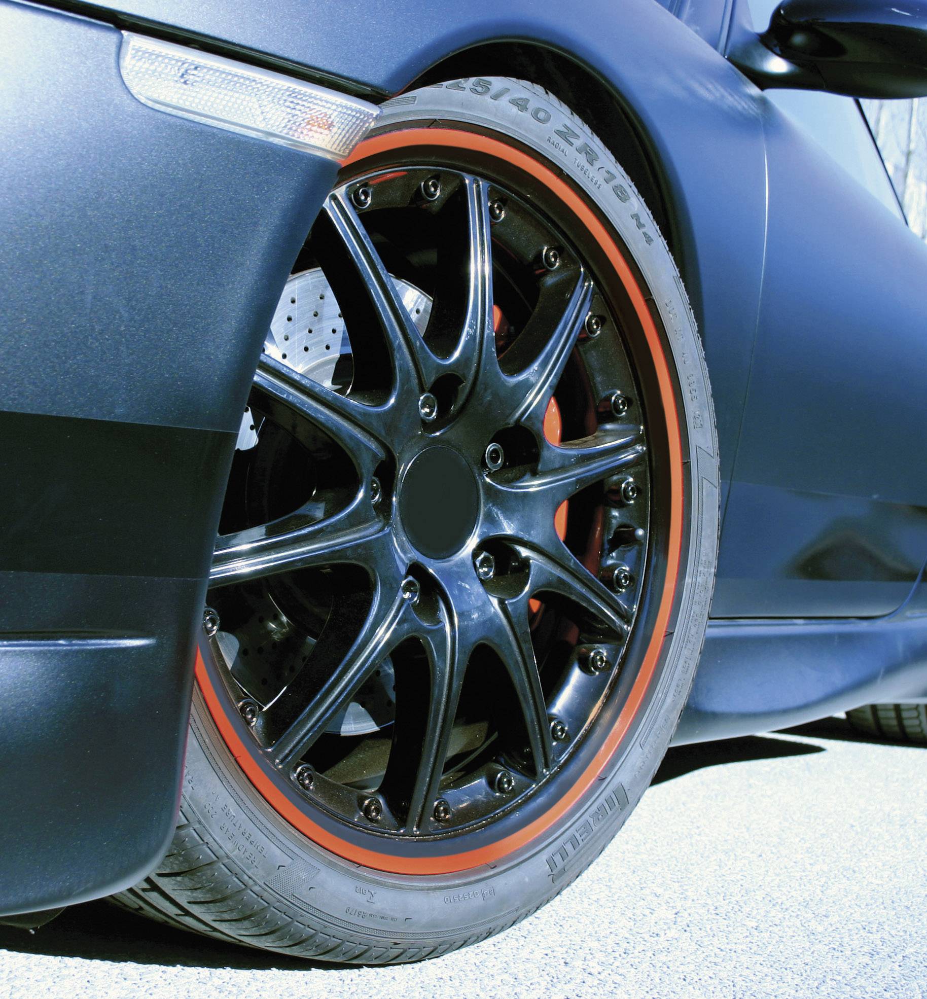 Foliatec PIN-Striping Felgenaufkleber Rot (L x B x H) 6.4 m x 7 mm x 1 mm