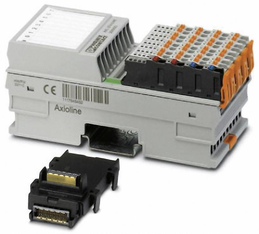 Ein Axioline-Modul mit mehreren Anschlüssen, steckbaren Klemmen und einem separaten Verbindungsstück, das auf industrielle Nutzung hinweist.