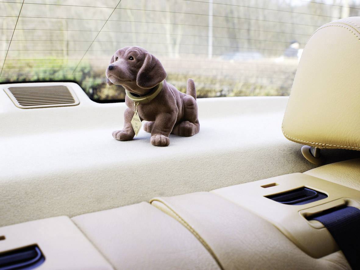 Rakso Kunststofferzeugnisse 563017 Wackeldackel (L x B) 17cm x 8cm Braun