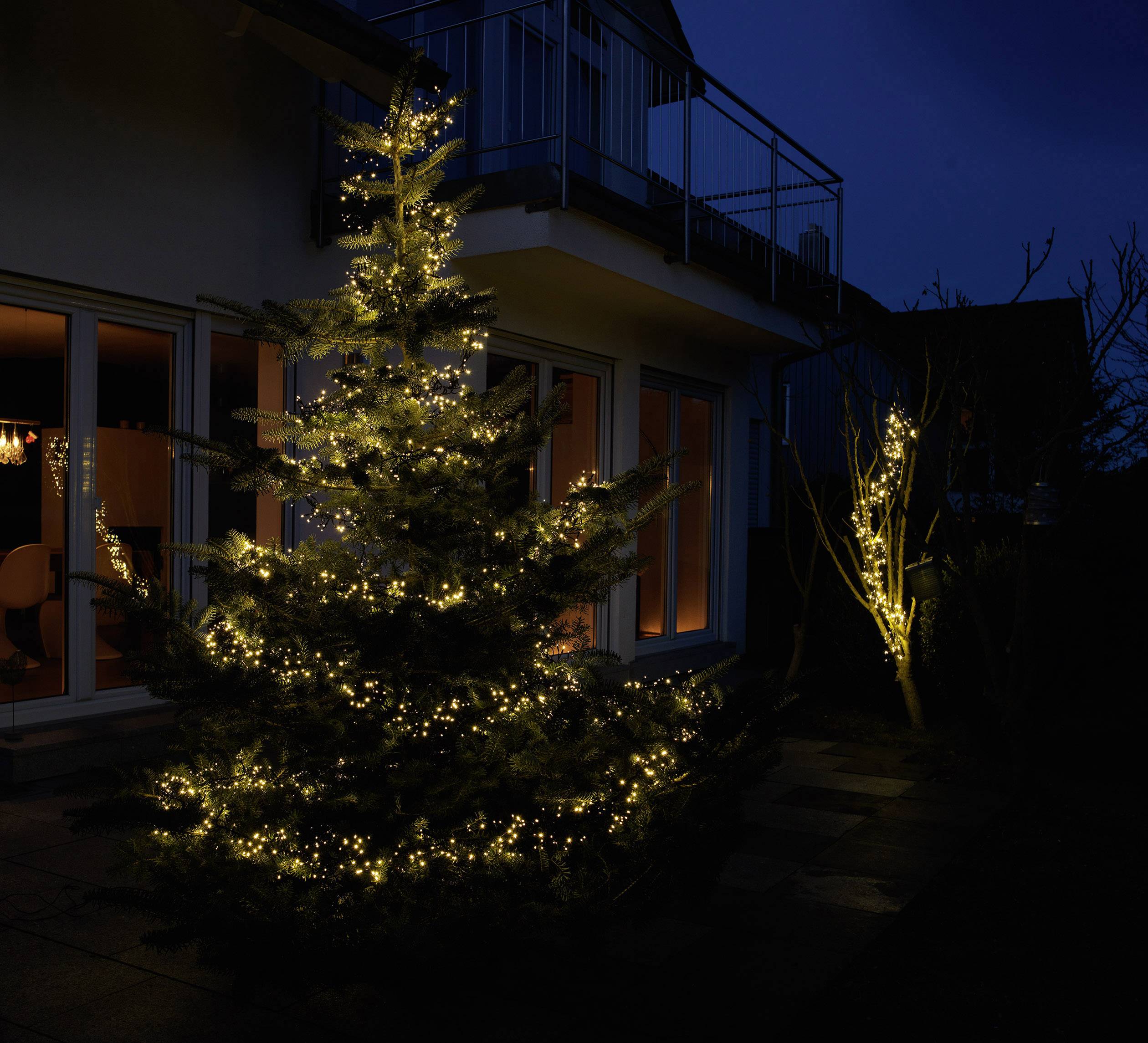 Konstsmide 3792-100 Micro-Lichterkette netzbetrieben Anzahl Leuchtmittel 760 LED Warmweiß Beleuchtete Länge: 4.5 m