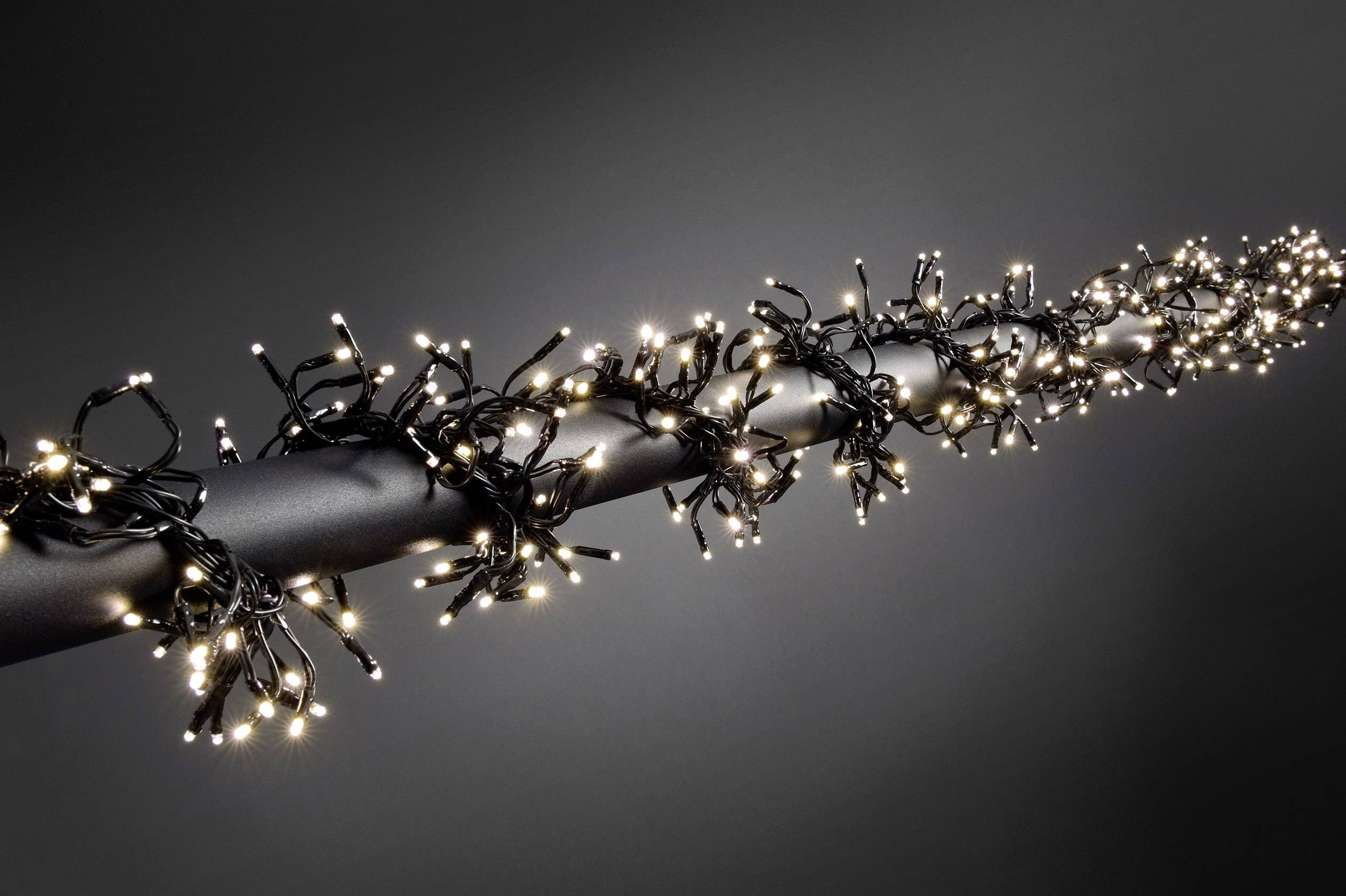 Konstsmide 3792-100 Micro-Lichterkette netzbetrieben Anzahl Leuchtmittel 760 LED Warmweiß Beleuchtete Länge: 4.5 m