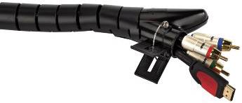 Schwarzer Kabelmantel schützt und organisiert mehrere Kabel, darunter HDMI- und RCA-Stecker, mit Clip zur Befestigung.