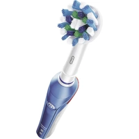 Oral-B Pro 3000 Cross Action Elektrische Zahnbürste Rotierend/Oszilierend/Pulsieren Weiß, Dunkelblau Oral-B Pro 3000 Cross Action Elektrische Zahnbürste Rotierend/Oszilierend/Pulsieren Weiß, Dunkelblau