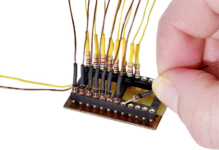 Viessmann Modelltechnik 6049 Steck-Verteilerleiste 1St.