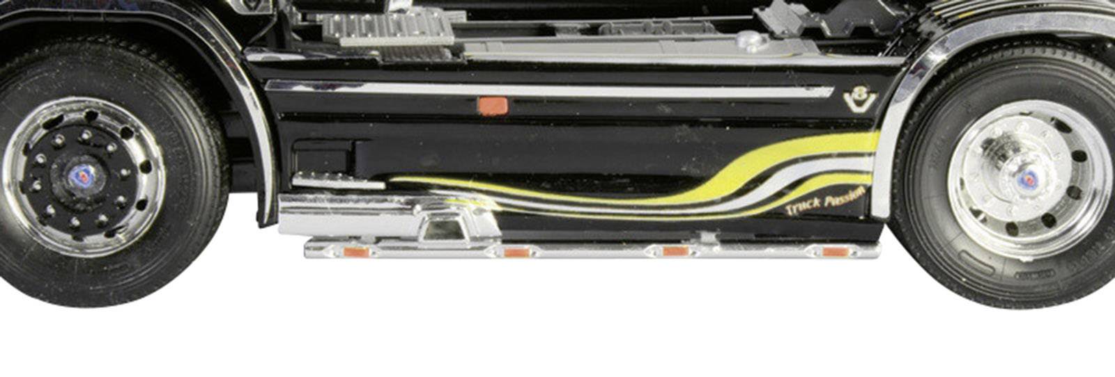 Italeri 510003883 Scania R730 V8 Topline Imperial Truckmodell Bausatz 1:24