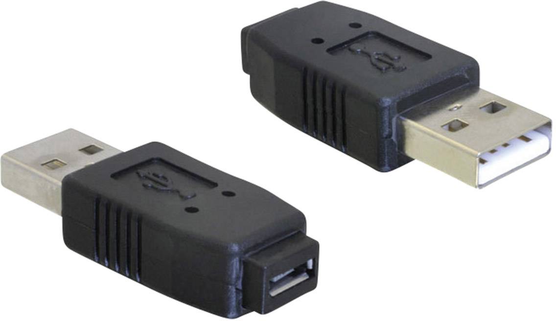 Zwei Adapter: USB auf Mini-USB. Einer zeigt die USB-Seite, der andere die Mini-USB-Seite. Schwarzes Gehäuse, metallene Anschlüsse.