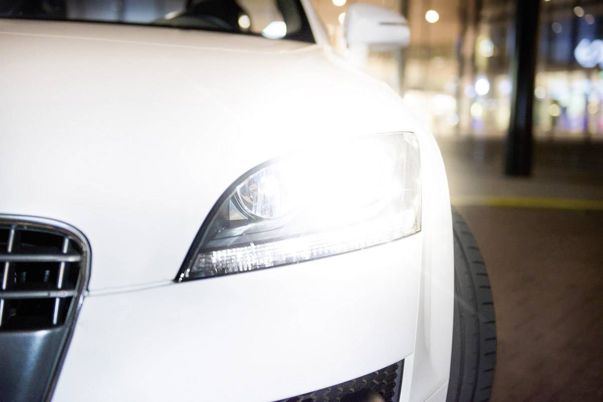 Philips 12342WHVB1 Halogen Leuchtmittel WhiteVision H4 60/55 W 12 V