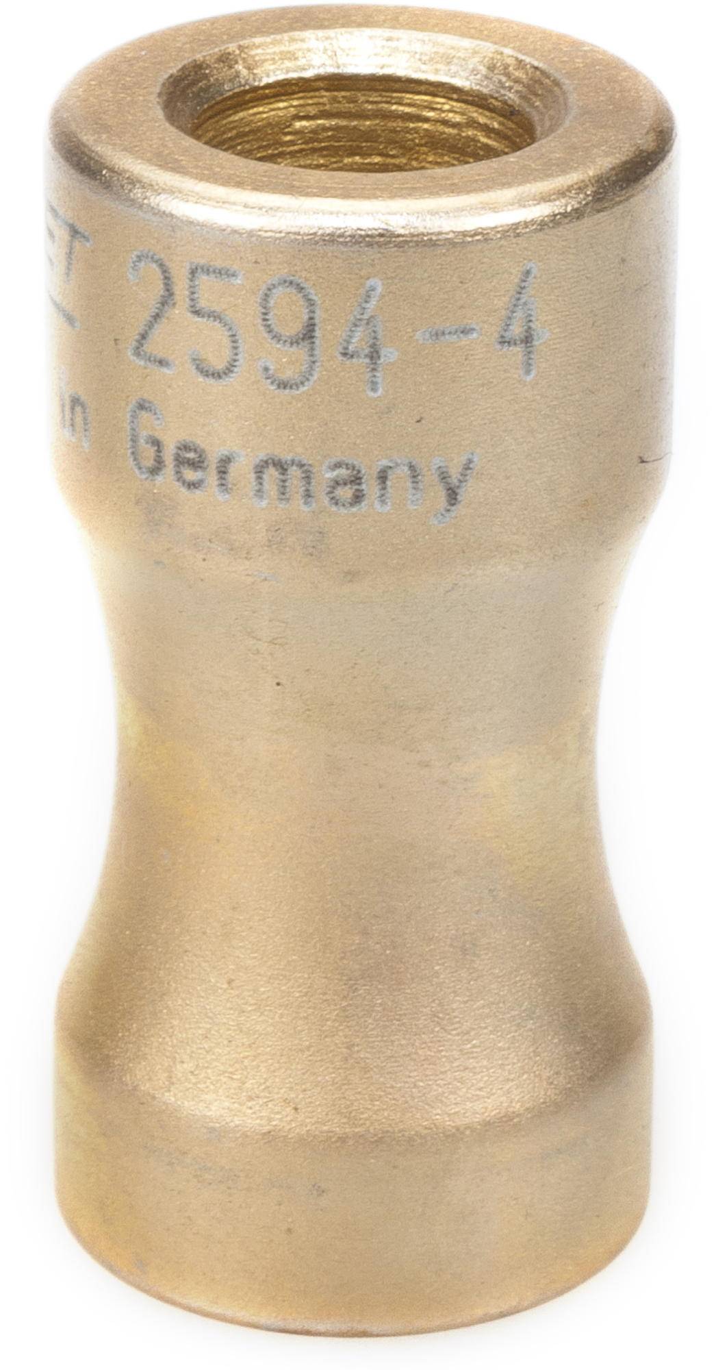 Metallisches Verbindungselement in zylindrischer Form mit der Aufschrift 'Germany'. Hauptsächlich in der Mechanik oder Sanitärtechnik verwendet.