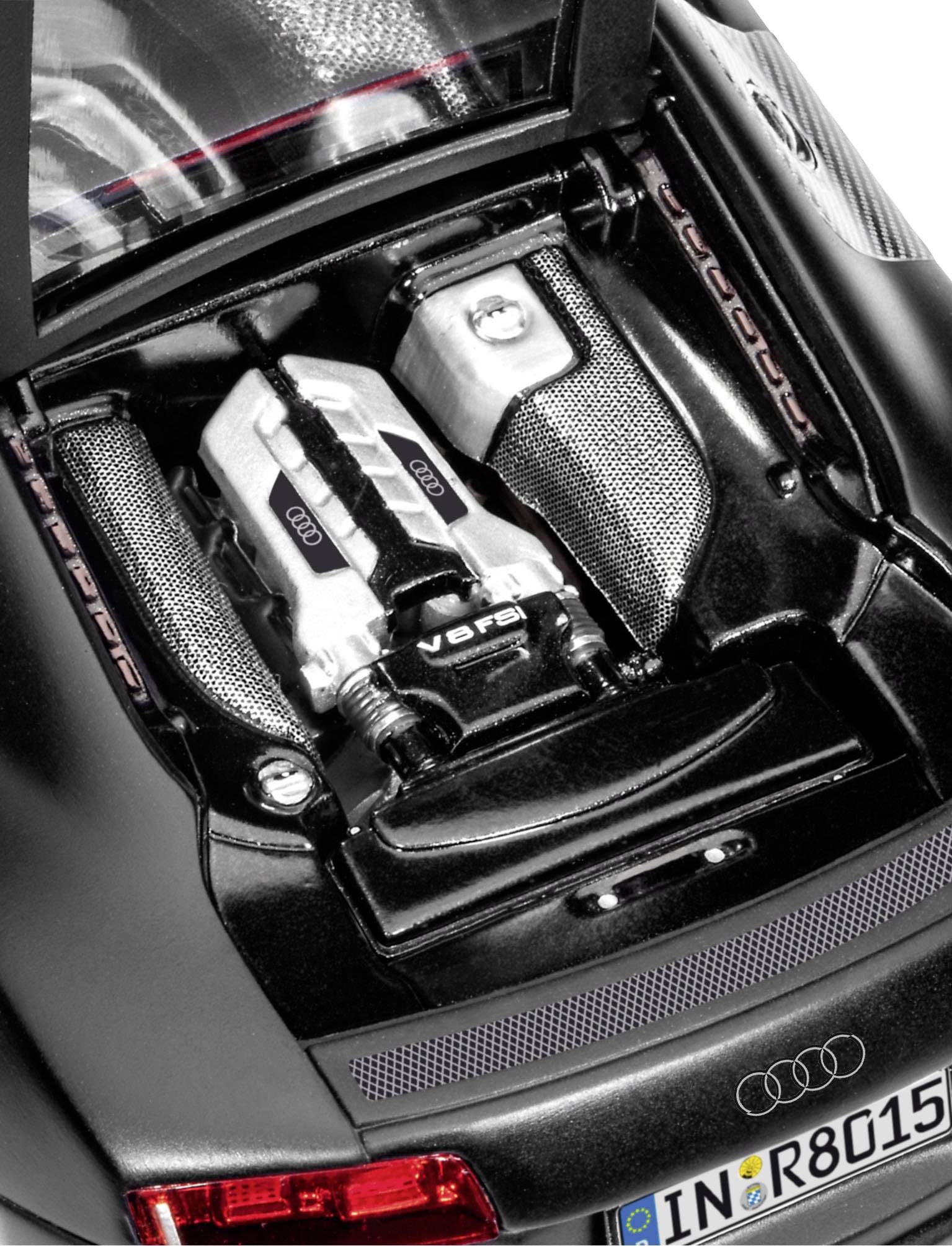 PLASTIKMODELL AUDI R8 BAUSATZ