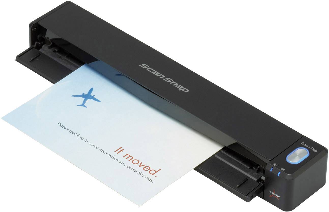 Ein portabler Scanner scannt ein Dokument mit einem Bild eines Flugzeugs. Auf dem Dokument steht: 'I've moved! Please feel free to come along with me'.