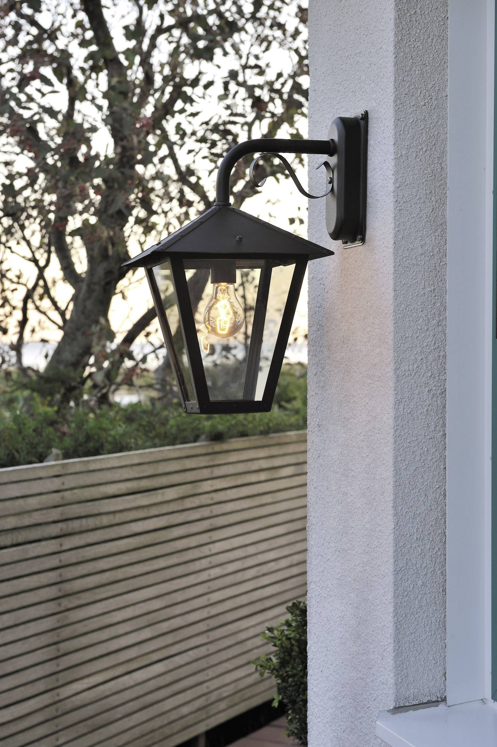 Konstsmide Benu Down 435-750 Außenwandleuchte Energiesparlampe, LED E27 100W Schwarz