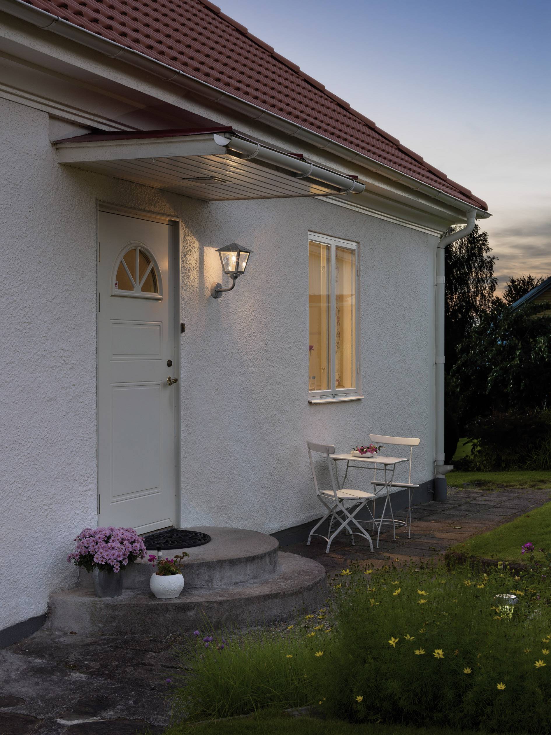 Konstsmide Benu 439-320 Außenwandleuchte Energiesparlampe, LED E27 60W Stahl