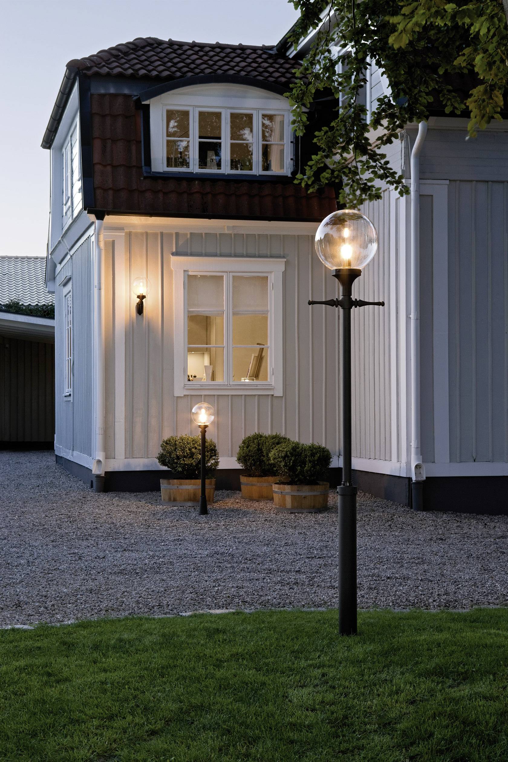 Konstsmide 498-750 Orion Außenstandleuchte Energiesparlampe, LED E27 60W Schwarz