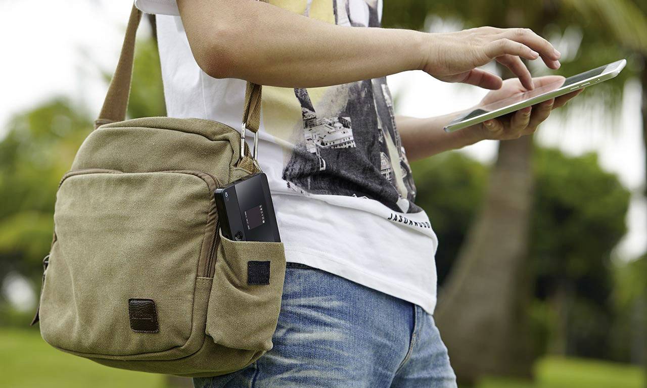 TP-LINK M7350 Mobiler 4G-WLAN-Hotspot bis 10 Geräte 150 MBit/s mit microSD-Kartenslot Schwarz