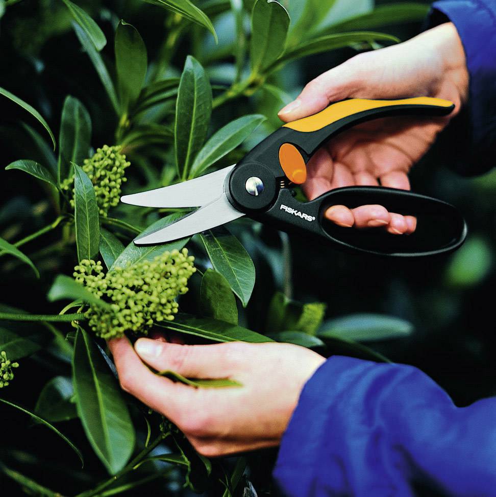 Fiskars Universalschere 218 mm Bypass
