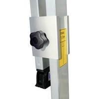 Günzburger Steigtechnik MUNK 33512 Aluminium Stufen-Doppelleiter inkl. 4 ausziehbaren Holmen Arbeitshöhe (max.): 3.9m Silber Günzburger Steigtechnik MUNK 33512 Aluminium Stufen-Doppelleiter inkl. 4 ausziehbaren Holmen Arbeitshöhe (max.): 3.9m Silber