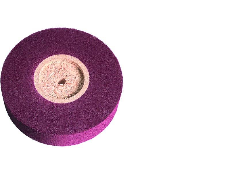 Lila Schleifscheibe auf weißem Hintergrund.
