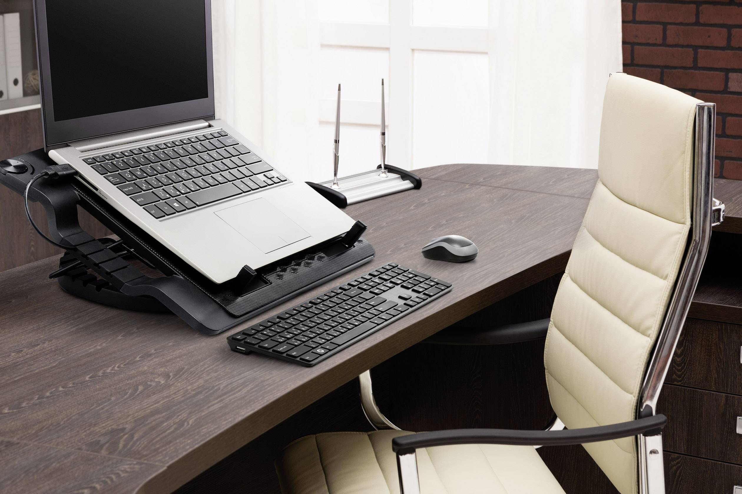 Cooler Master Notepal ERGOSTAND III Notebook-Ständer mit Kühlfunktion