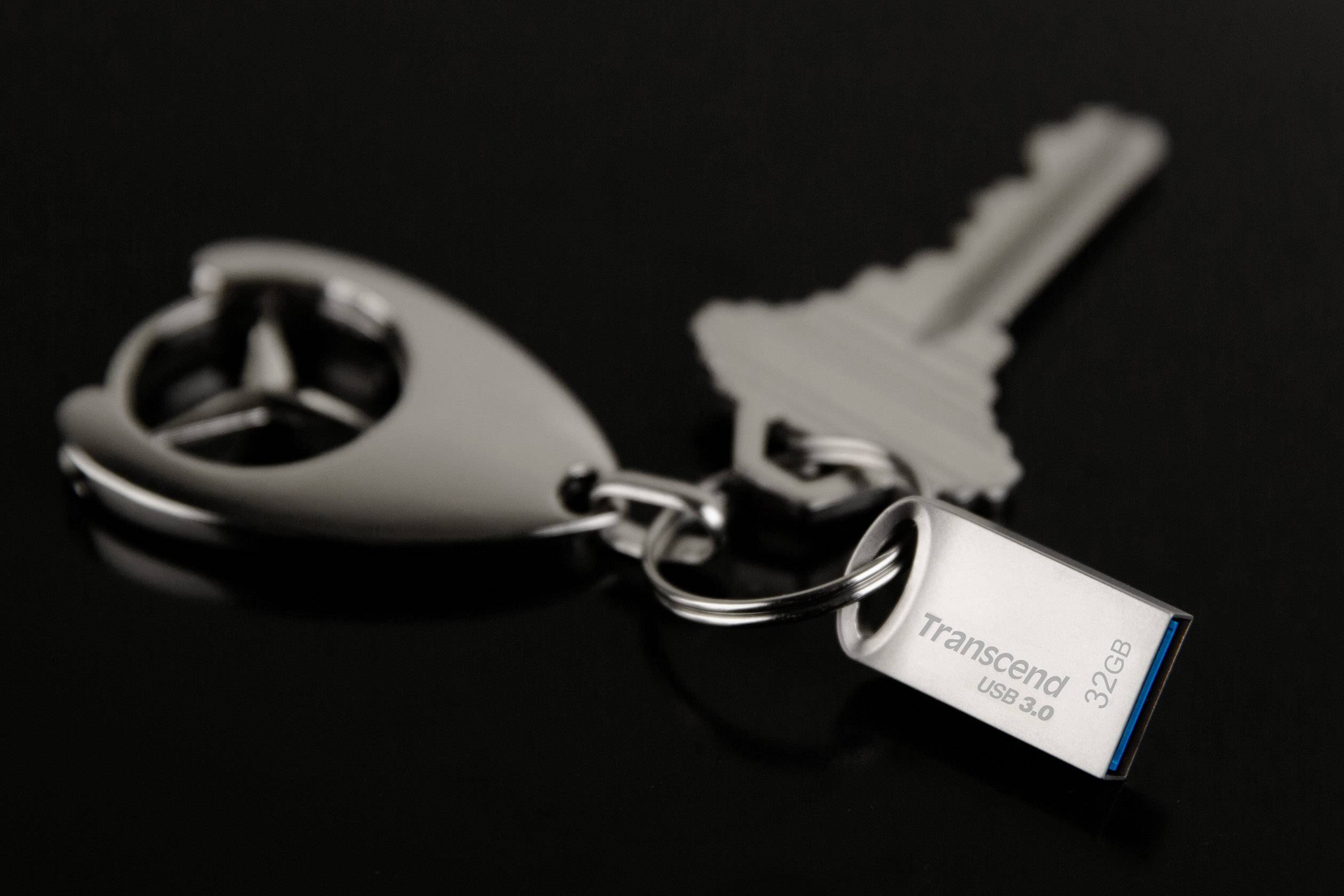 Transcend JetFlash® 710S USB-Stick 32 GB Silber TS32GJF710S USB-A (USB 3.2 Gen 1)