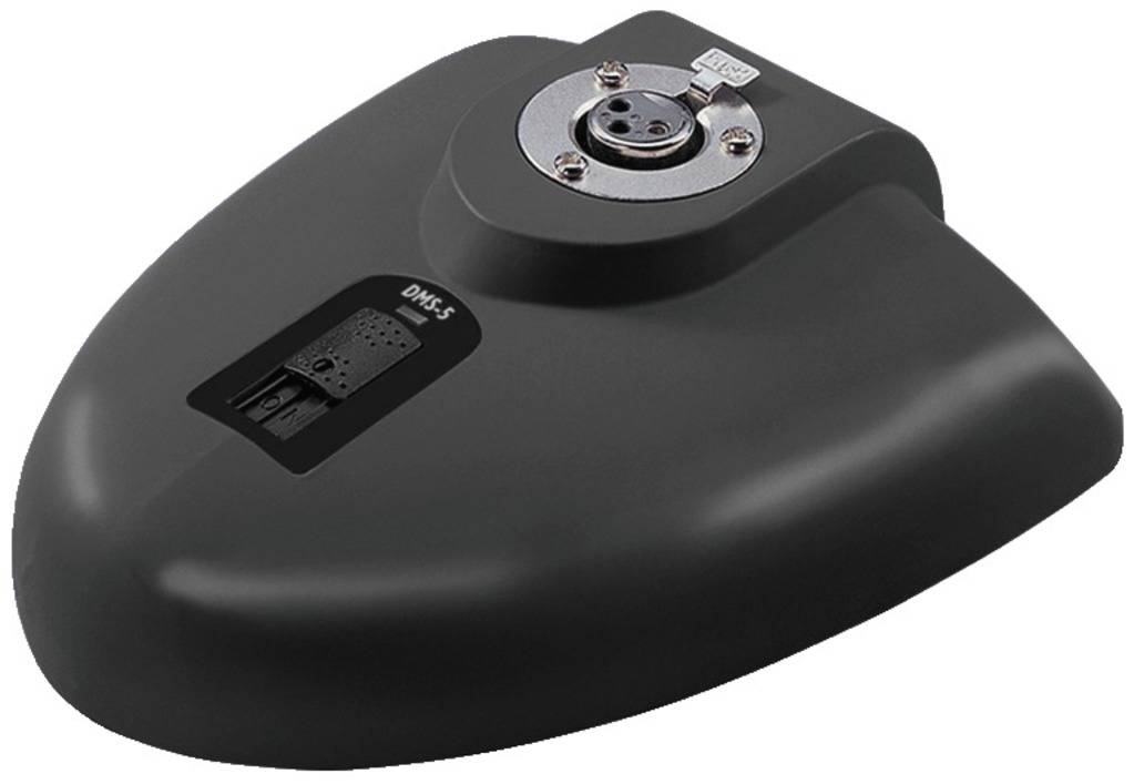 Graues, stromlinienförmiges Metallobjekt mit einer quadratischen Metallplatte und Verbindungselementen; möglicherweise ein technisches Anbauteil.