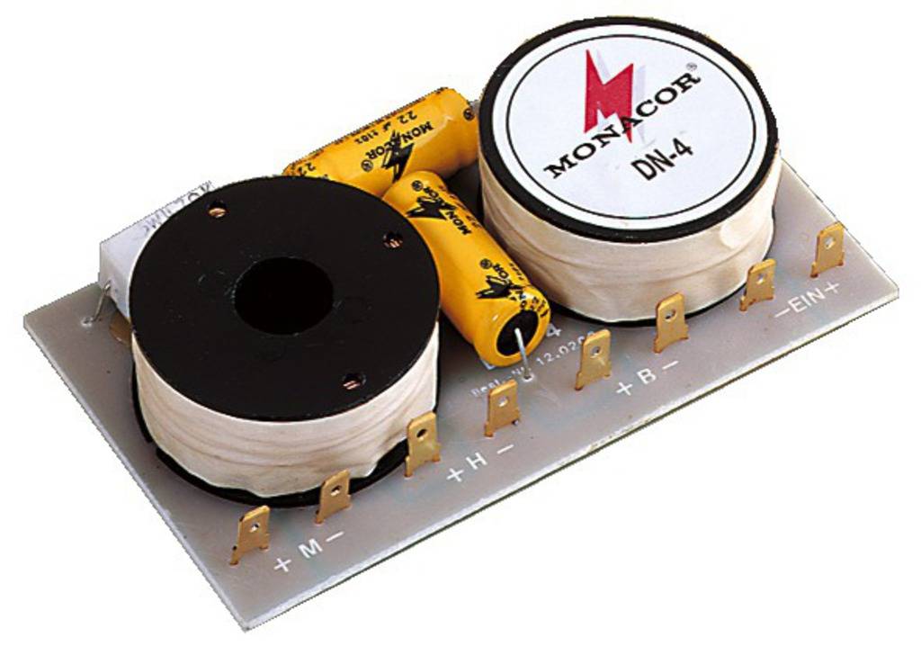 Monacor DN-4 3-Wege Frequenzweiche 8Ω