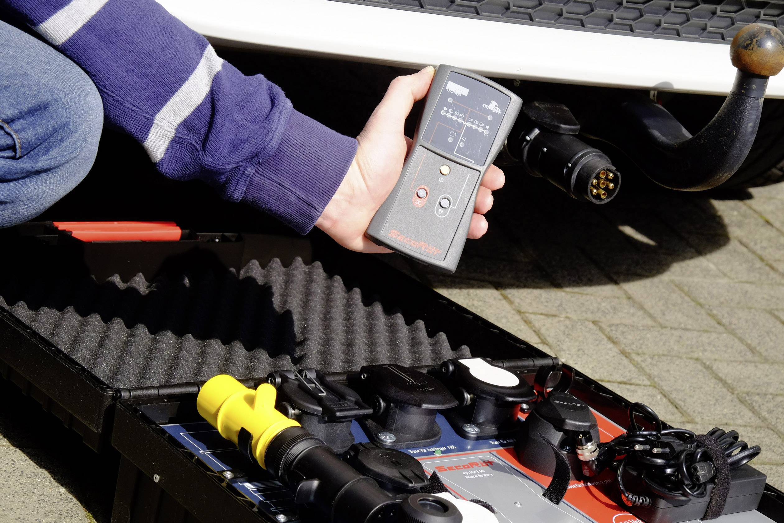 SecoRüt 40410 Wireless ControlCase Funk Anhängerprüfkoffer 12 V, 24V Pole:7/13/15