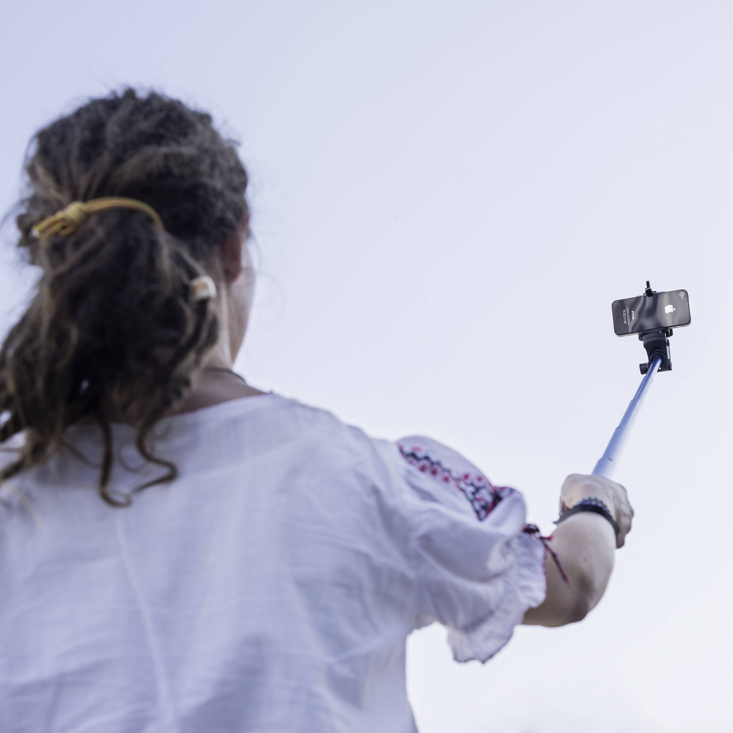 MANTONA SELFIE HANDSTATIV SCHWARZ